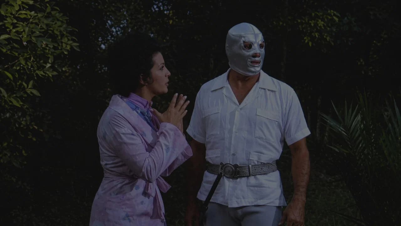 Santo in the Vengeance of the Mummy